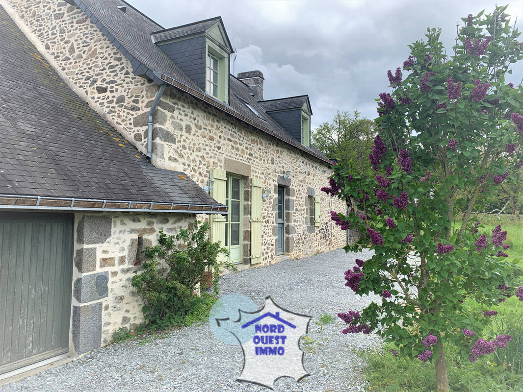 Maison à MAYENNE