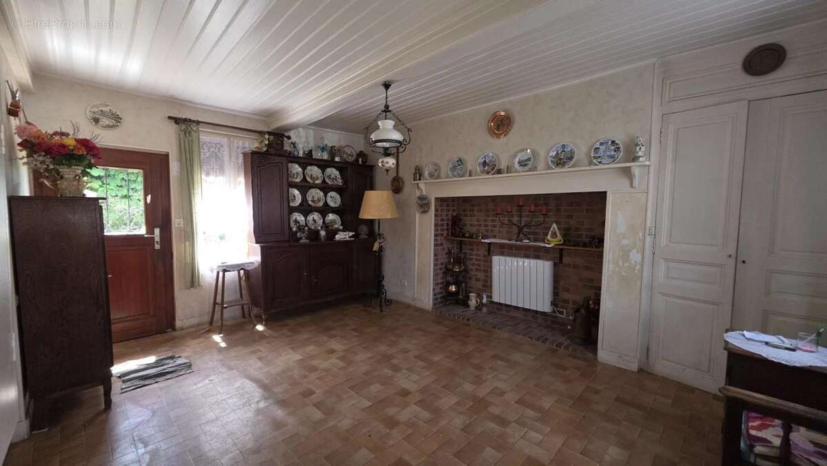 Maison à HALLOY