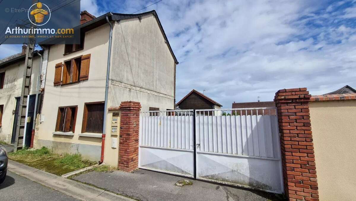 Maison à BRETEUIL