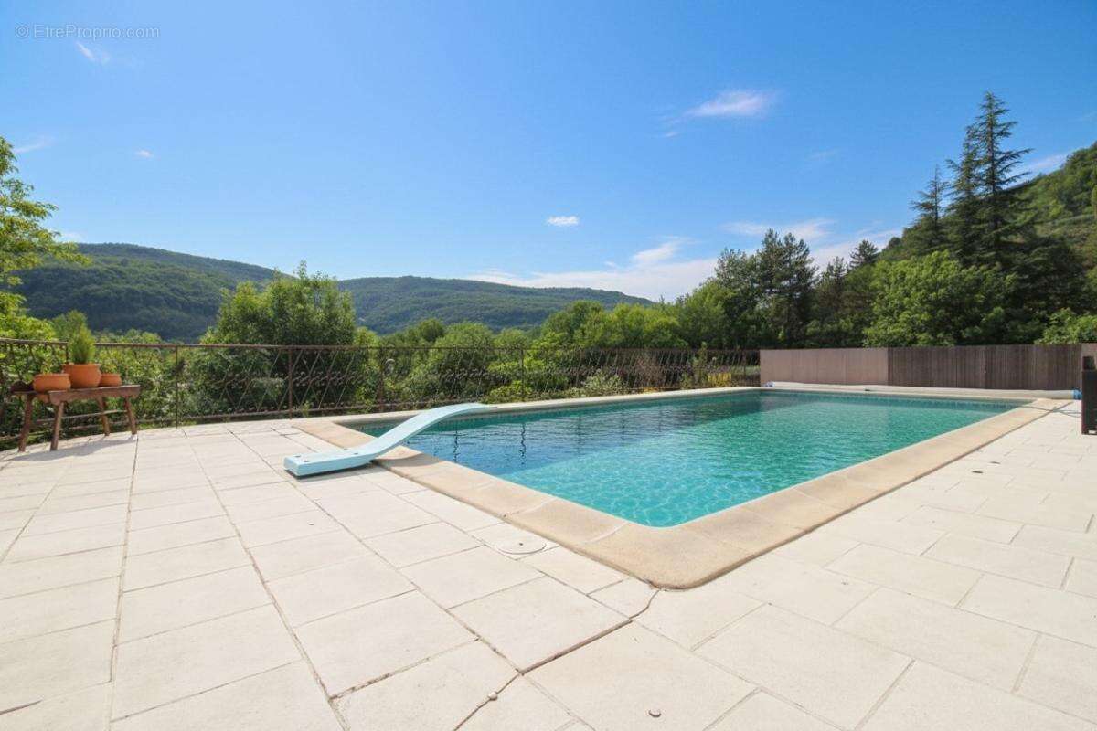 Maison à SAINT-AFFRIQUE