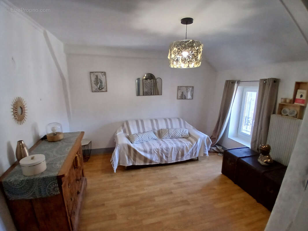 Lormes centre ville, maison de caractère avec 4 chambres et cour. Morvan. - photo 26