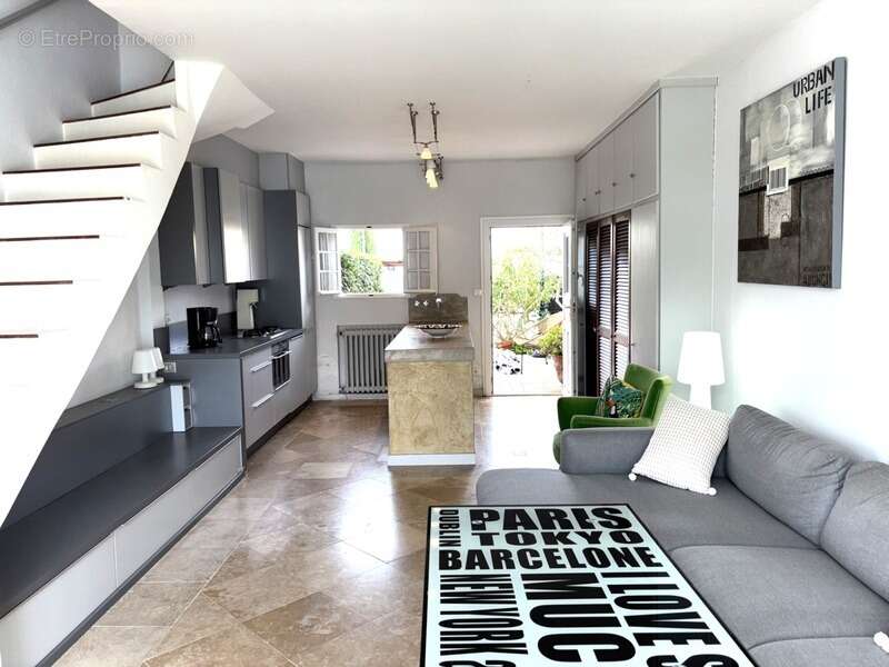 Maison 3 pièces à port grimaud (83) en vente interactive ! - photo 3