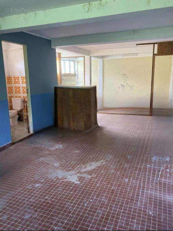 À vendre : Maison spacieuse de 187 m² à Morne Vert (97226) - Idéal pour le tourisme vert ! - photo 18