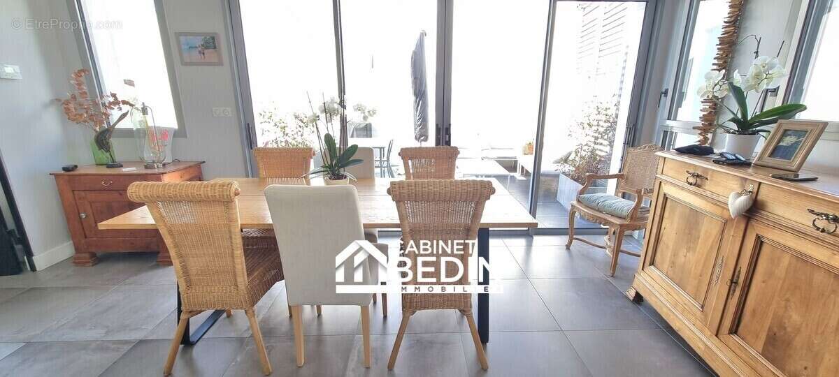 Maison 93 m² à Le Bouscat  - photo 2