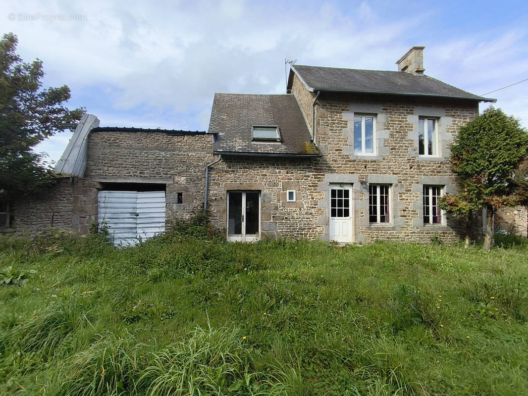 Maison à COULOUVRAY-BOISBENATRE