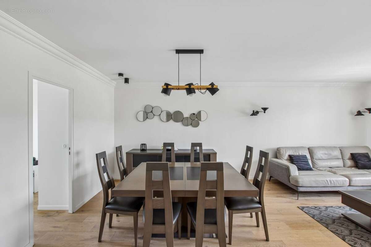 Appartement à SAINT-MAUR-DES-FOSSES