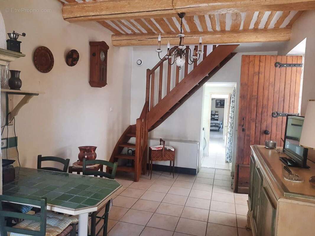 Maison à SORGUES