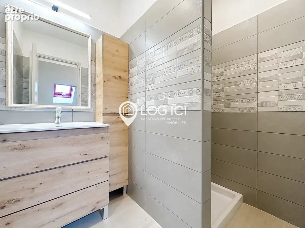 Au cœur du village de Bordères-sur-l’Échez, venez découvrir cette superbe maison bigourdane entièrement rénové - photo 11