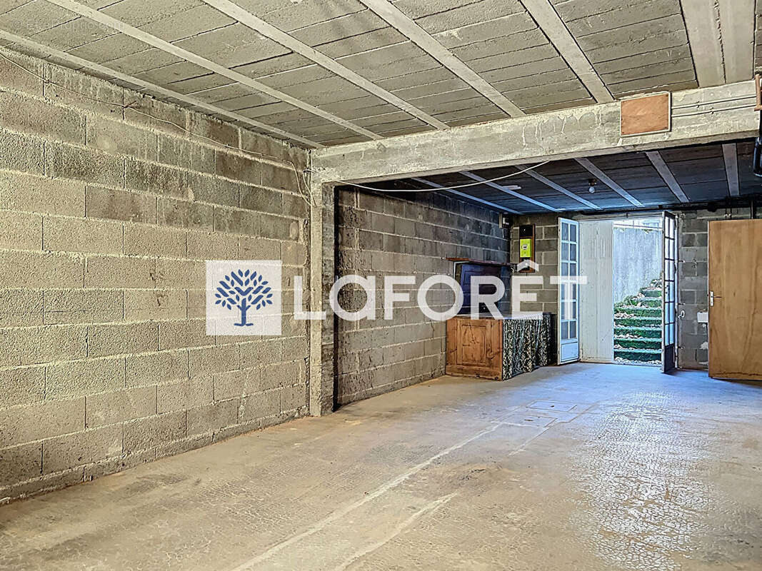 Maison à SAINT-LOUP-LAMAIRE