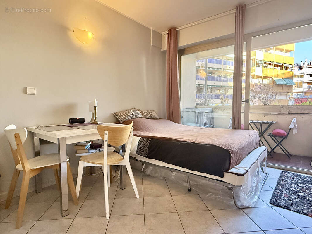 Appartement à ROQUEBRUNE-CAP-MARTIN