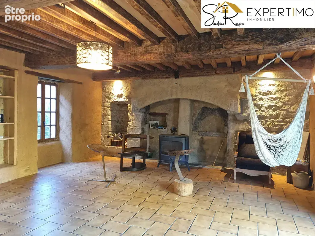 Maison en pierre de 119 m2   Terrain de 1 345 m2   Gouttières (63390) - photo 6