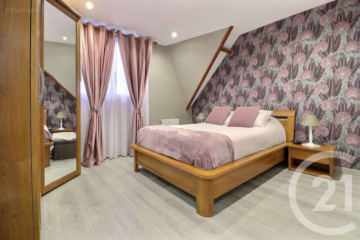 Maison à AULNAY-SOUS-BOIS