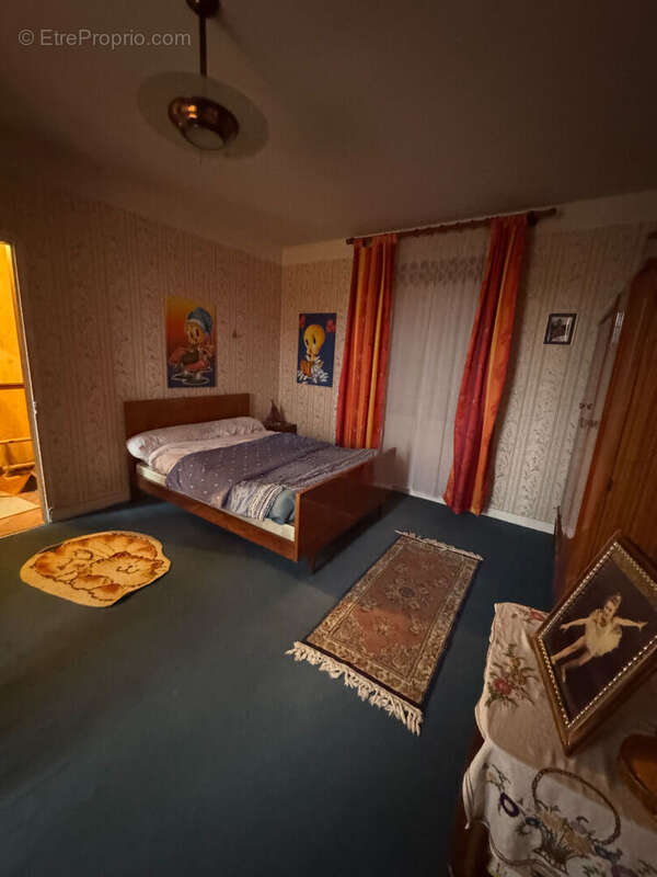 Maison à SAINTE-GAUBURGE-SAINTE-COLOMBE