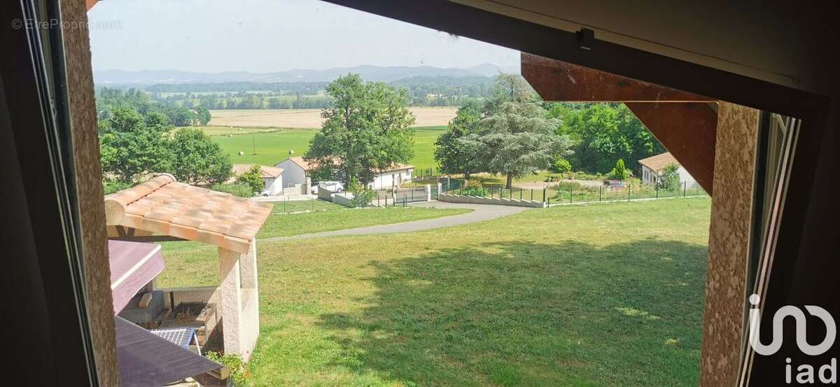 Photo 2 - Maison à LES PUJOLS