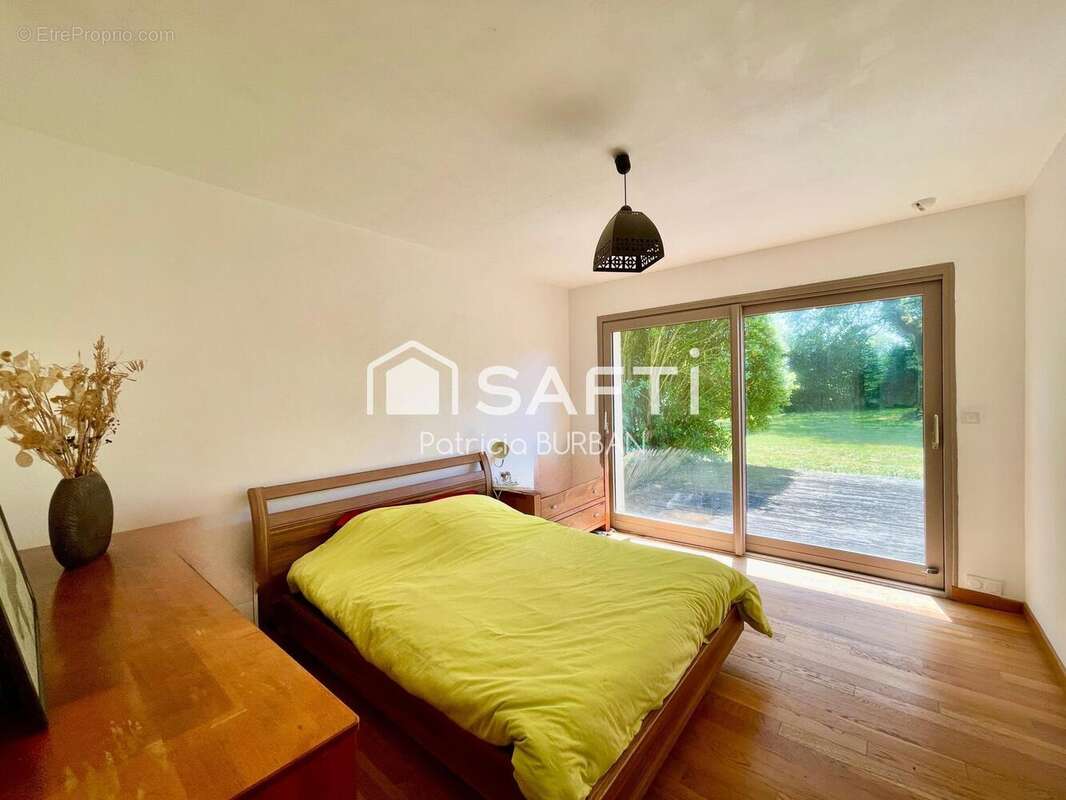 Photo 8 - Maison à LARRE