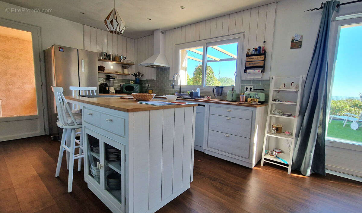 Maison à LES ADRETS-DE-L&#039;ESTEREL