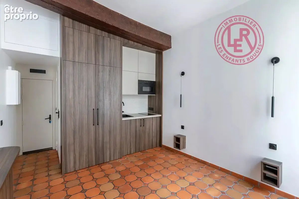 Paris 4ème - Ile Saint Louis - Studio idéalement situé et rénové - photo 4