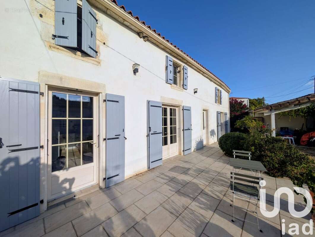 Photo 2 - Maison à SAINT-PIERRE-D&#039;AMILLY