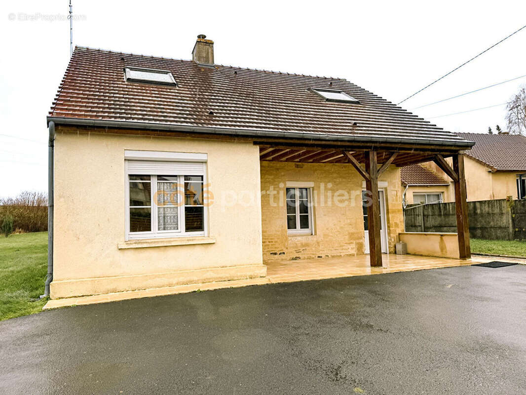 Maison à BRETTEVILLE-L'ORGUEILLEUSE