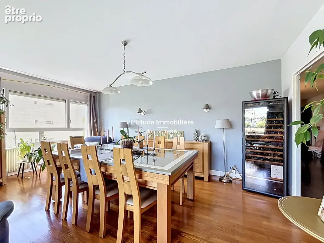CALUIRE BOUTARY - 138 m2 - 4 chambres - Parc & Tennis - photo 4