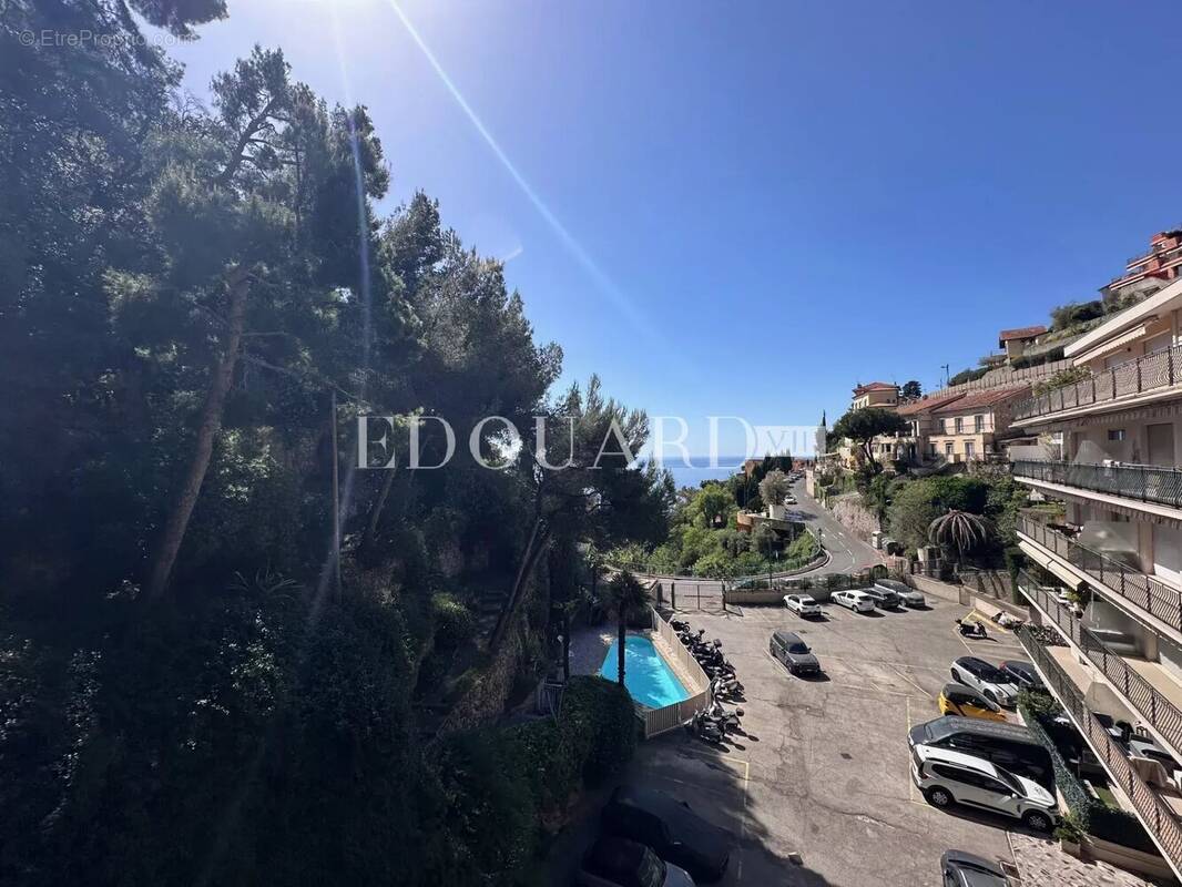 Appartement à ROQUEBRUNE-CAP-MARTIN