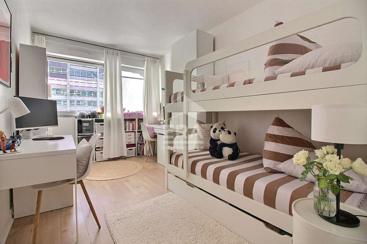 Appartement à CLICHY