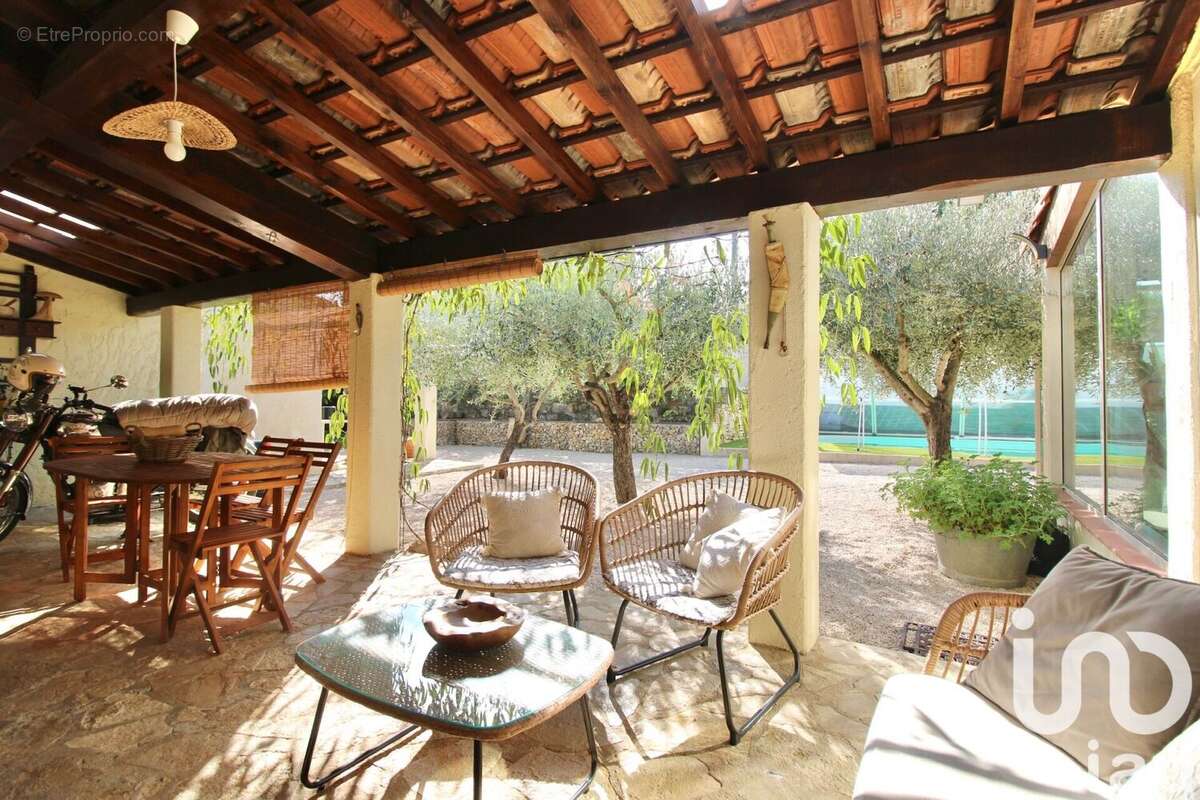 Photo 8 - Maison à CADOLIVE