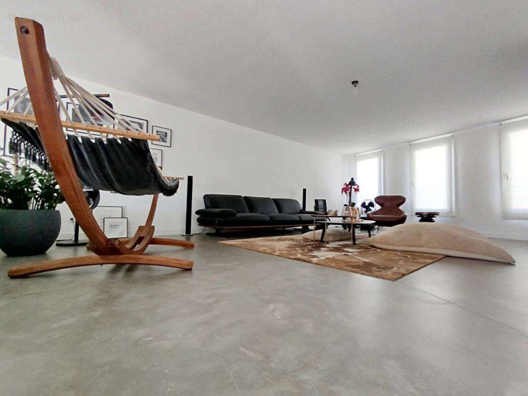 Sublime Maison d'architecte Saint Maximin La Sainte Baume 190 m2 avec terrasse et garage - photo 5