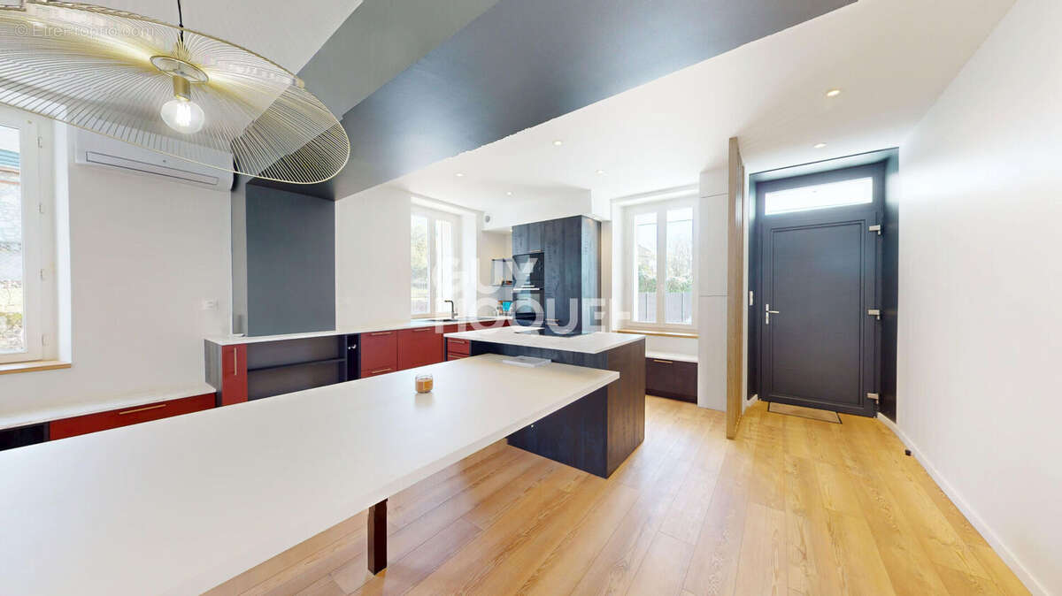 Appartement à AIX-LES-BAINS