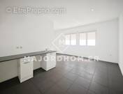 Appartement à MARSEILLE-4E