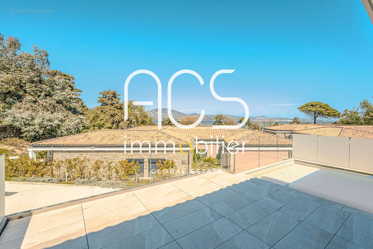 Vente Villa-Loft 5 pièces Gassin - 5 min St Tropez et plages à pied - photo 5