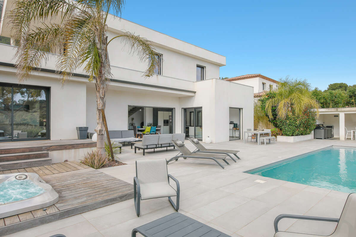 Maison à LA VALETTE-DU-VAR