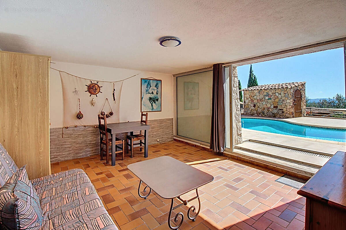 Maison à DRAGUIGNAN