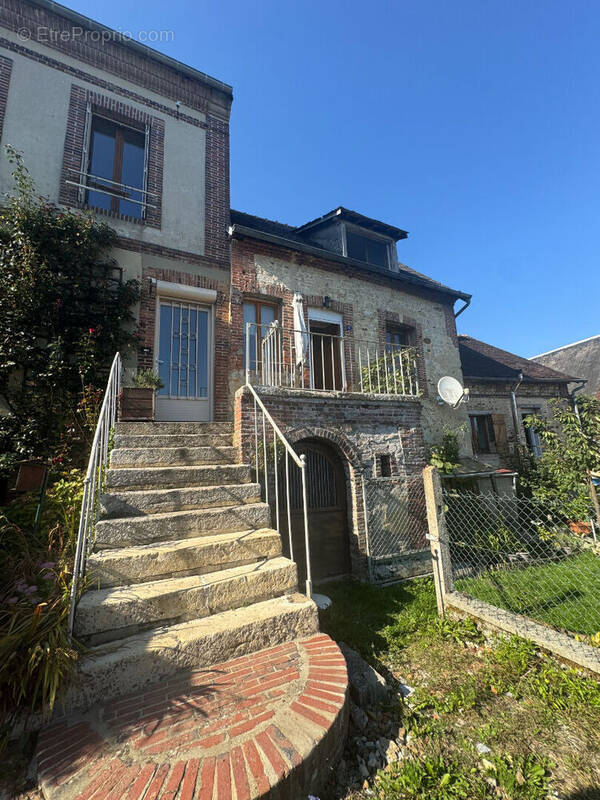 Maison à MOULINS-LA-MARCHE