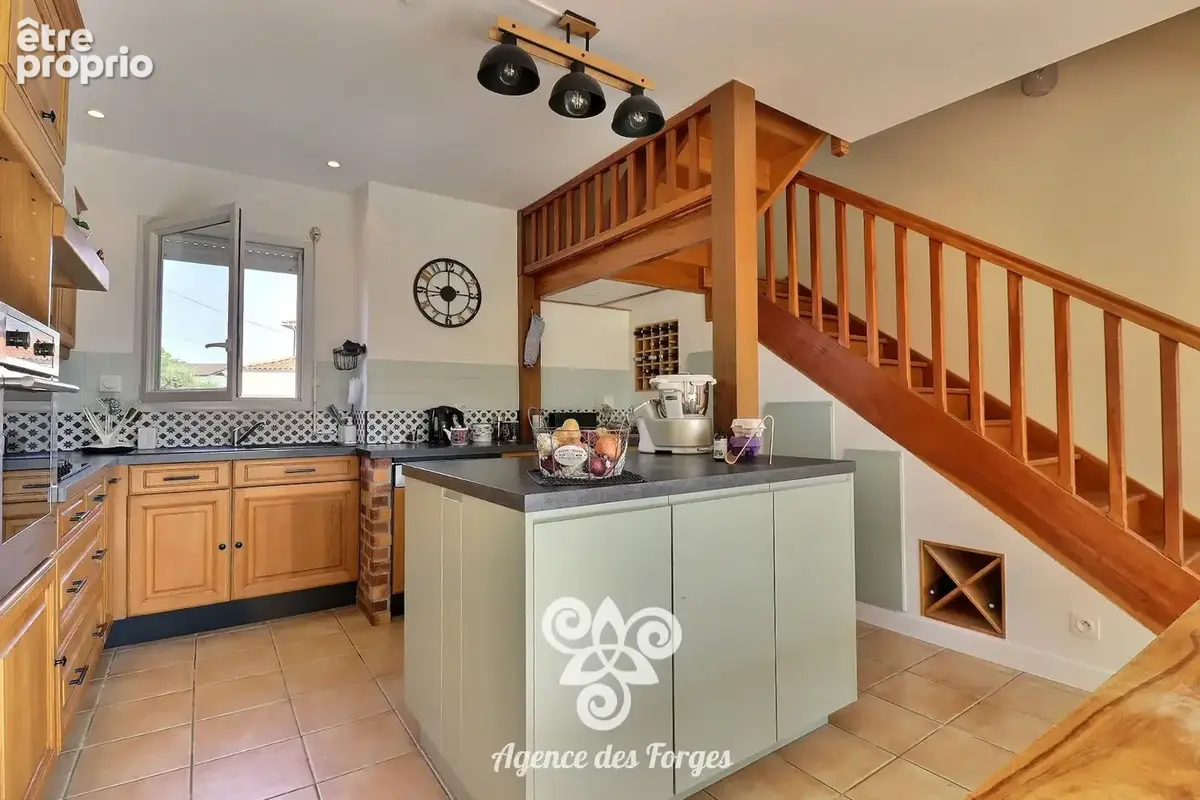 Maison ancienne   , 4 chambres, bureau,   garage double et vaste jardin - photo 7