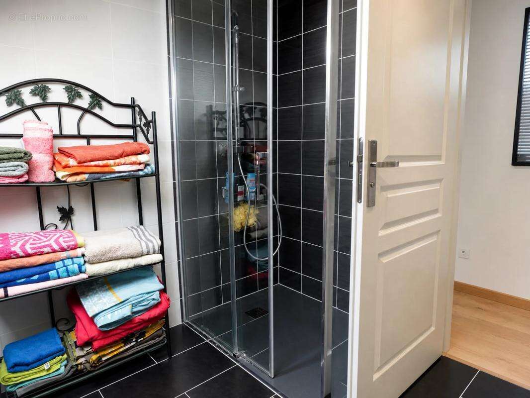 Maison de 6 pièces de 165 m² à La Truchère - photo 20