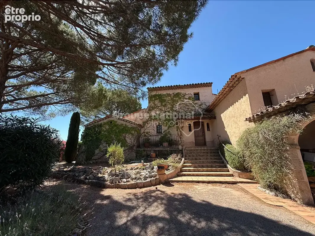 GRASSE SUD /  Maison individuelle 5 P/ 150 m²/ Oliveraie / Piscine - photo 3