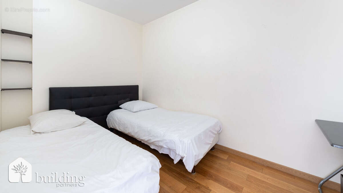 Appartement à PARIS-8E