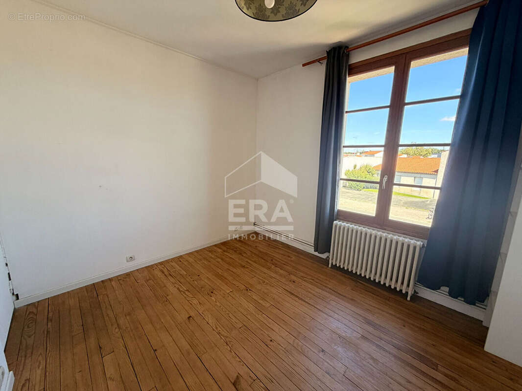 Maison à vendre de 140m2, 4 chambres, La Rochelle - photo 2