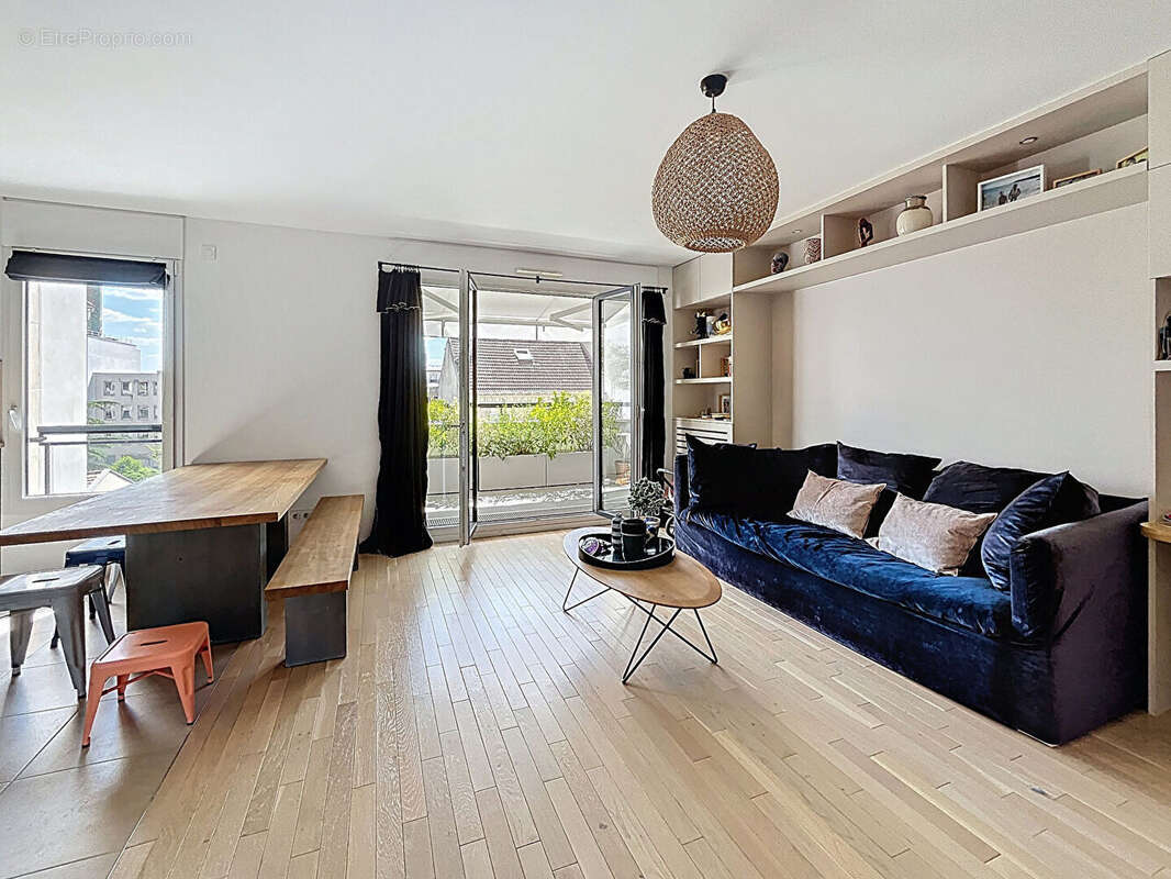 Appartement à SURESNES