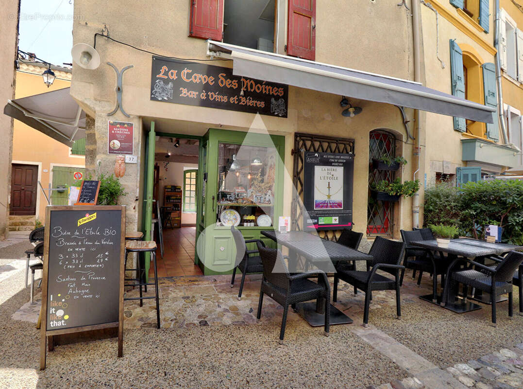 Commerce à MOUSTIERS-SAINTE-MARIE