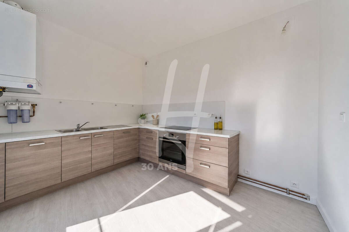 Appartement 108 m² à Talange  - photo 5