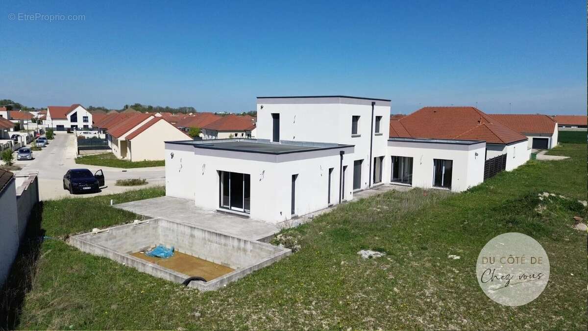 Maison à SAINT-ANDRE-LES-VERGERS