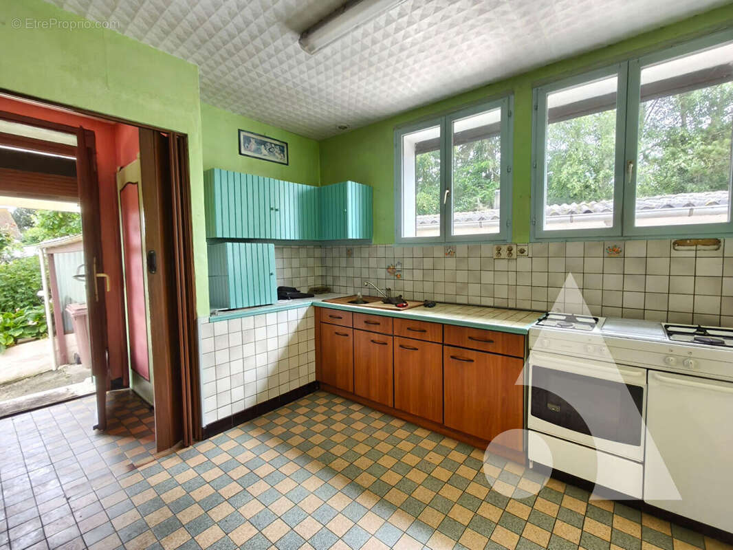 Maison à TOURNEHEM-SUR-LA-HEM
