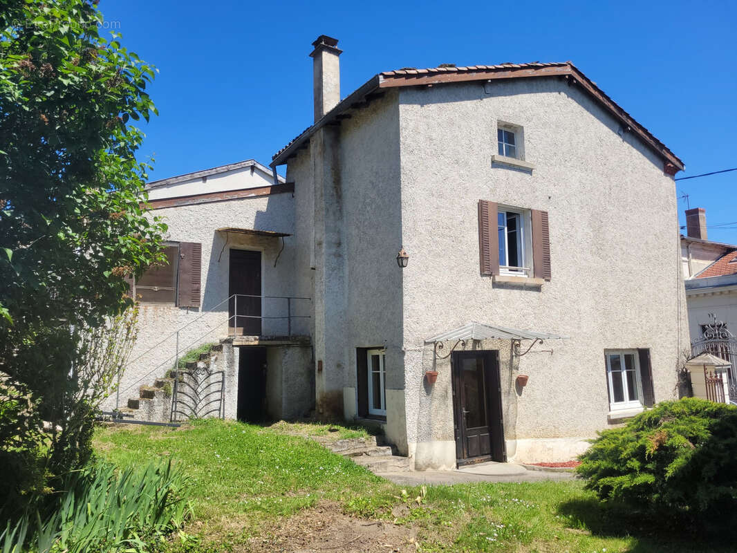 Maison à CHAUSSAN