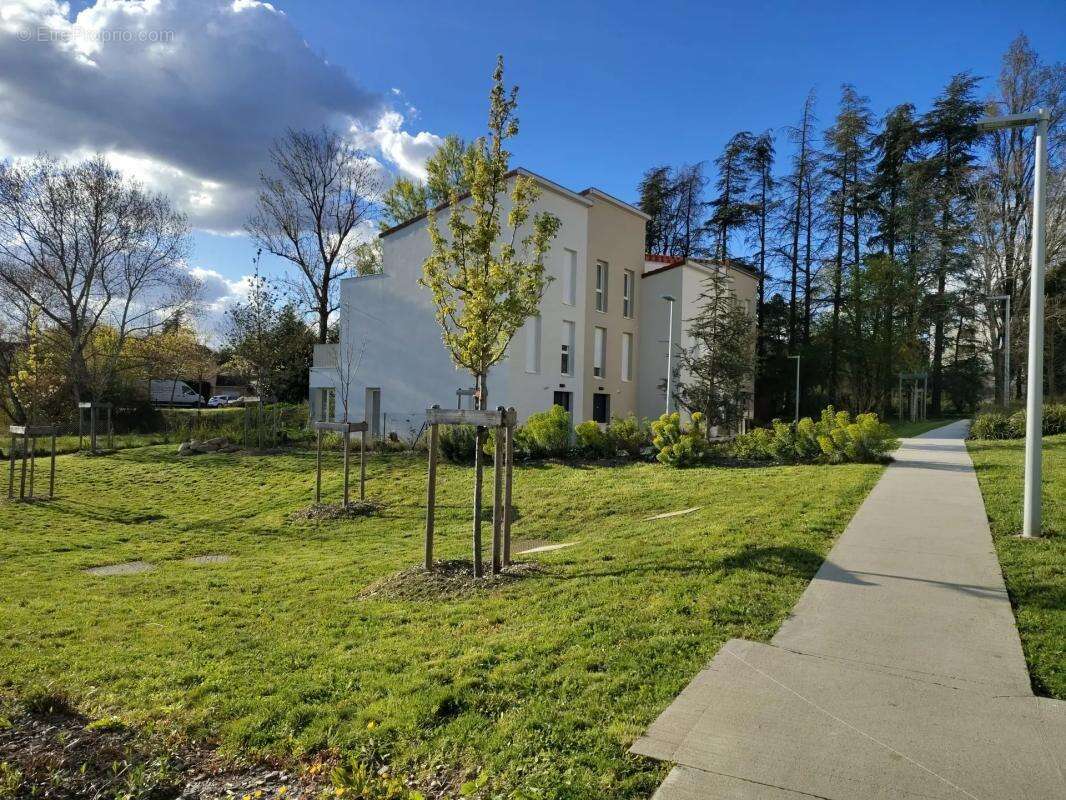 Appartement à CRAPONNE