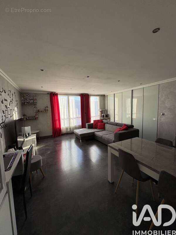 Photo 5 - Appartement à CARROS