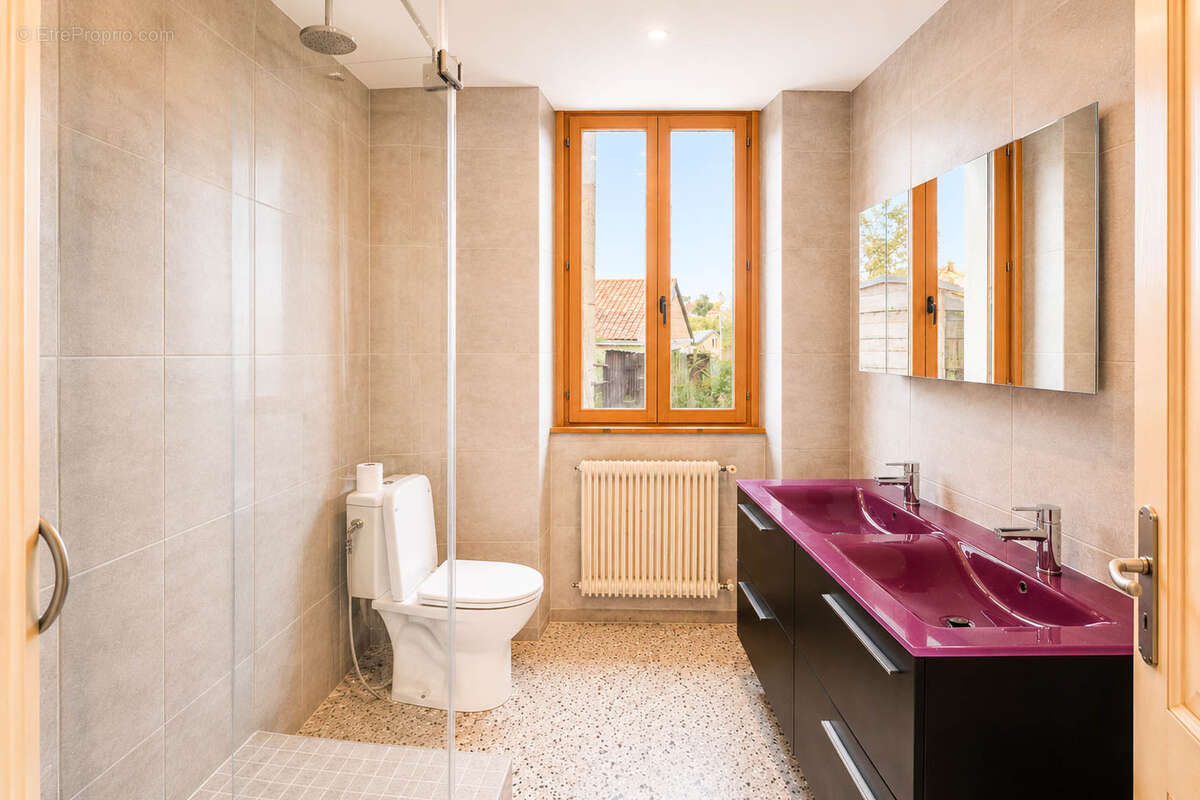 Appartement à CHARLEVILLE-MEZIERES