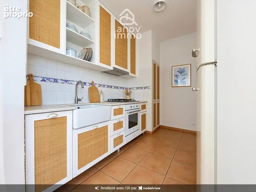 LA FLOTTE centre T2 avec chambre et coin nuit  44m2 vue mer - photo 5