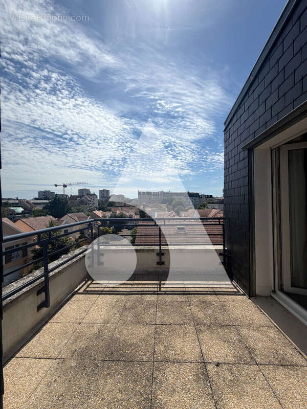 Appartement à SAINT-GRATIEN